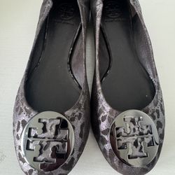 Tory Burch Cheetah Print Ballet Flats — Size 9