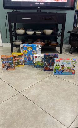 Smibo Create Your Own Super Hero Kit, Lego Peter Pan & Wendy 111 Pieces, Patty Pillar Game, Superman 3D Puzzle, Pocket Explorers Books