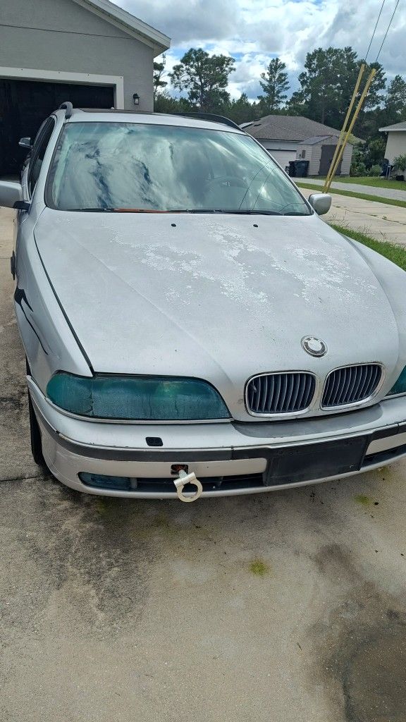 1999 BMW 528i