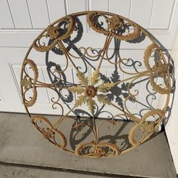 Wrought Iron Round Wall Frame