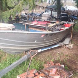12 Ft Aluminum Boat W/Suzuki 4 Stroke Motor