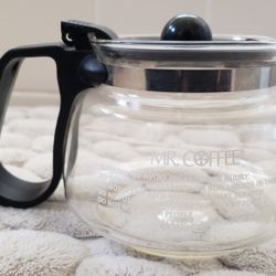MR COFFEE 4 CUP GLASS CARAFE POT w/LID for Sale in Rocklin, CA - OfferUp