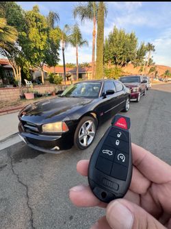 Car keys/Peogramming/Fobs/Llaves De Autos