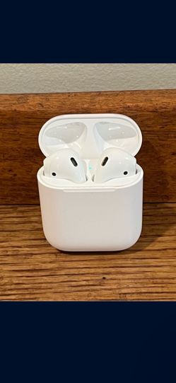 Apple AirPods 2nd Generation