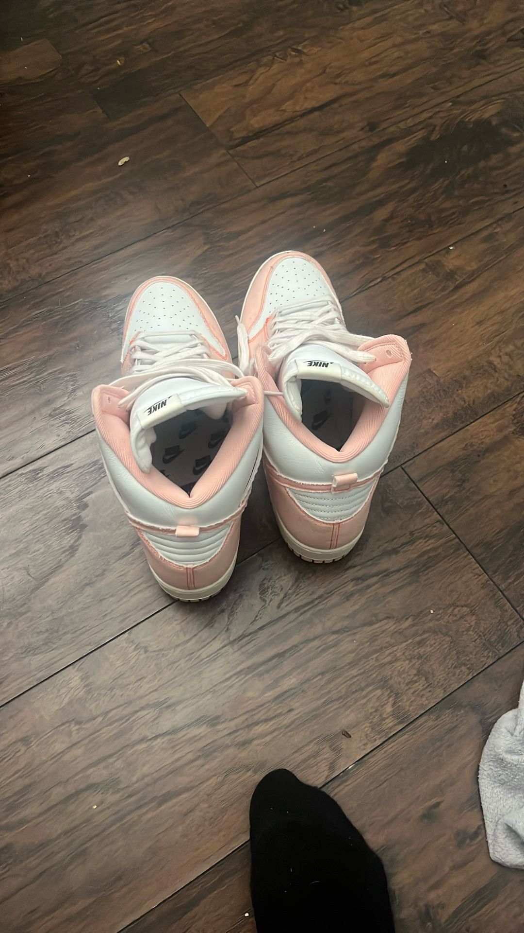 Jordan 1 Mid Legend Pink Size 14