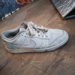 Nike 9.5 White