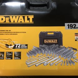 DeWALT 192 pcs mechanics tool set 