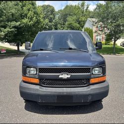 Chevy Express 2011 Van 1500 2WD V6