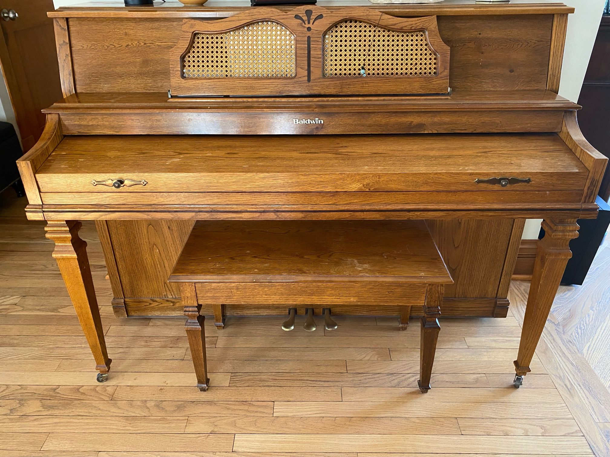 Baldwin piano