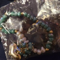 Pulseras A 5 Cada Una