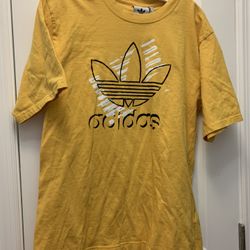 Adidas t Shirt For Men Size L , Price 5