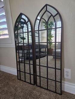 2 Gorgeous Metal Farmhouse Mirrors – Set of 2