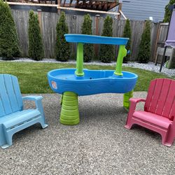 Kids Water Table And Chairs!
