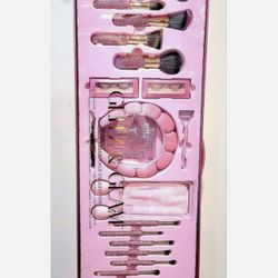 Glitz And Glam Diamond Makeup Brush