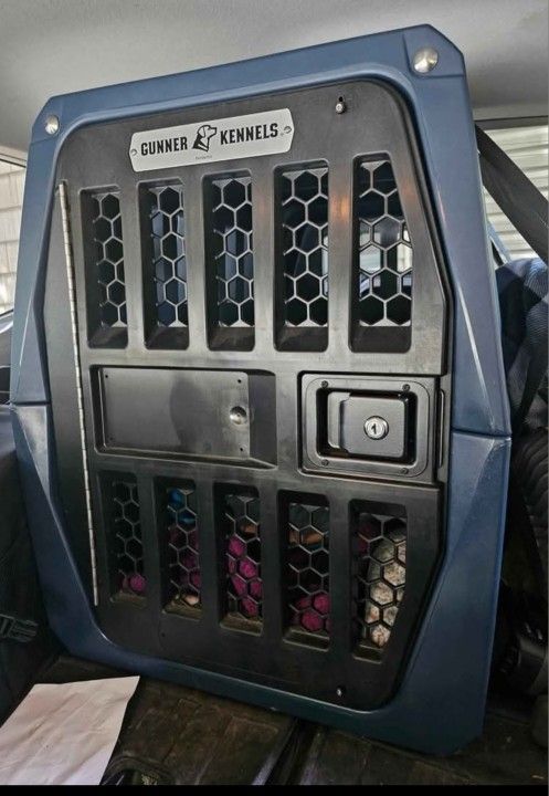 Intermediate Gunner Kennel--Limited Edition Navy