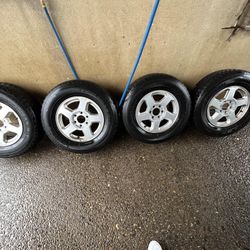  2006 Chevy Blazers Tires