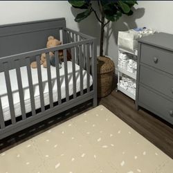 Oxford Baby Crib And Dresser 
