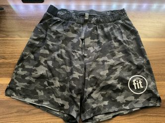 Lululemon  Surge Shorts (Like New) (Small)