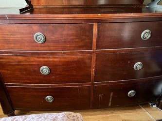 Cherry Wood 6-Drawer Dresser
