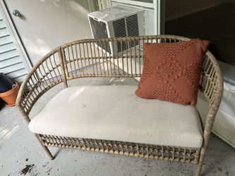 Free patio bench