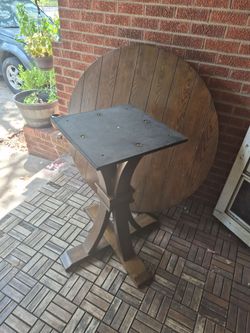 Big used round table