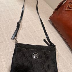 COACH CROSS BODY