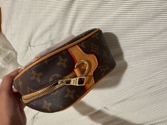 Makeup bag