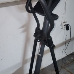 Smart Elliptical $100 . Se Habla Español