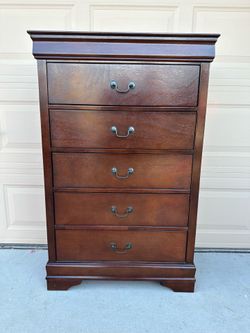 Dresser 5 Drawers