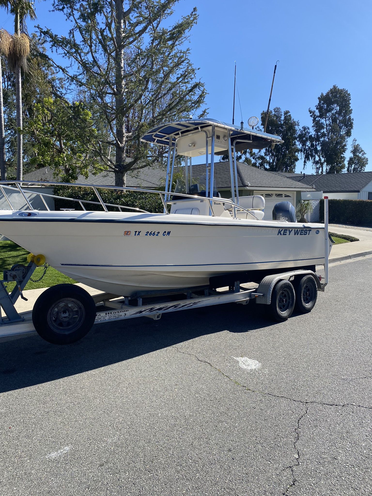 21’ Key West Center Console Turn Key Low Hours 150 Yamaha 4 Stoke