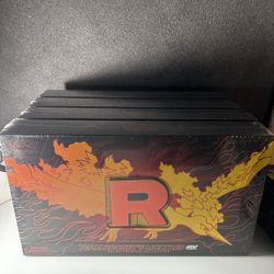 Pokémon TCG Team Rockets Moltres Ultimate Premium Collection UPC