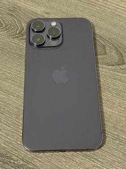 iPhone 14 Pro Max