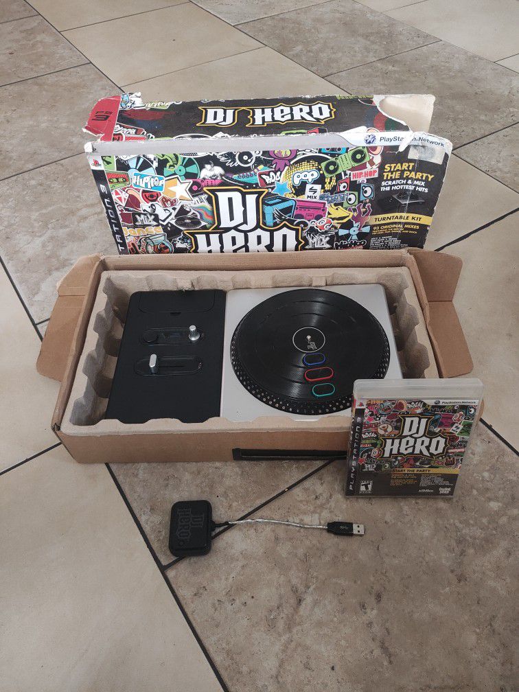 Sony PlayStation 3 DJ Heroes Complete Turntable With Game And Dongle.