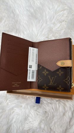 Louis Vuitton passport cover