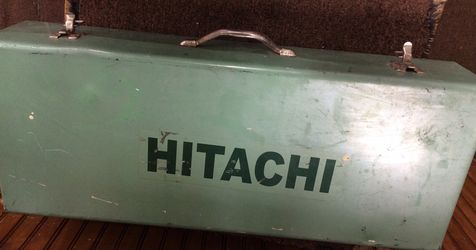 HITACHI H65 1-1/8” JACKHAMMER
