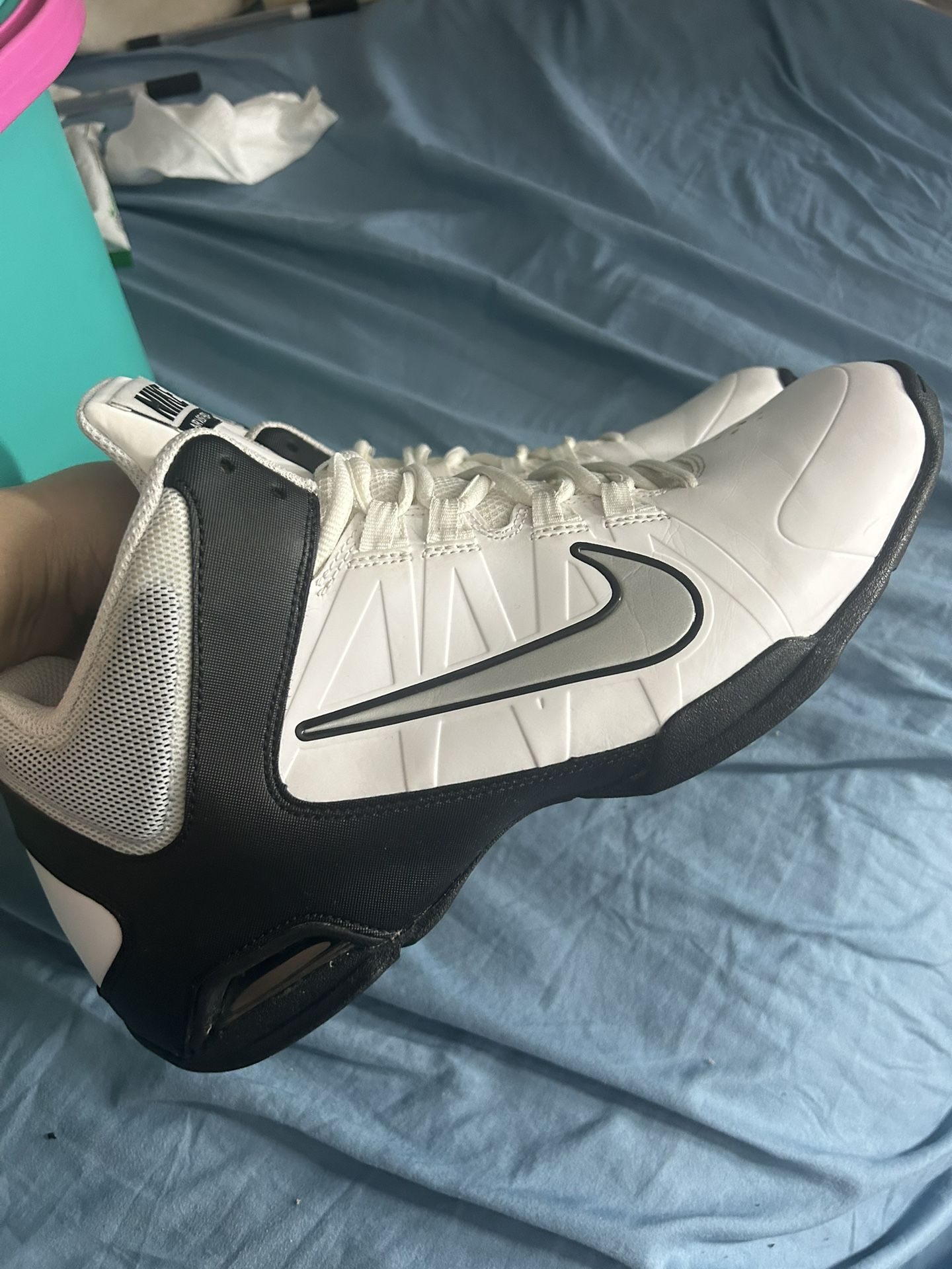 Nike Air Visi Pro 4  White & Black Basketball shoe men size 11