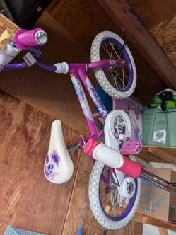Girls huffy bike