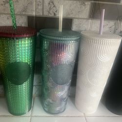 Starbucks Cups 