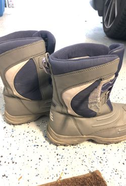 Boys Snow Boots Size 3