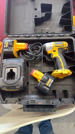 DeWalt 12v impact driver