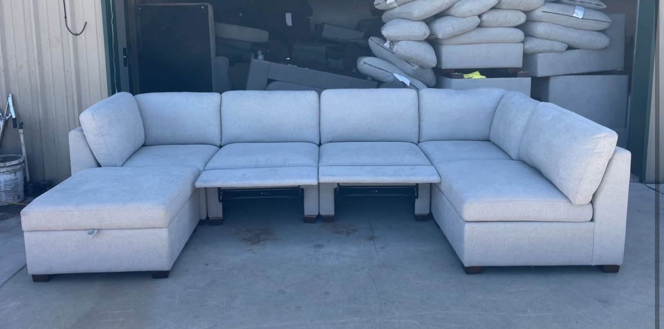 6 PIECE FABRIC MODULAR SECTIONAL WITH 2 POWER FOOTRESTS