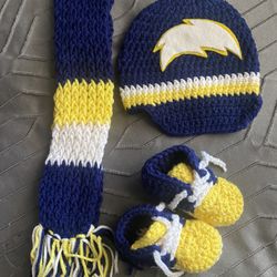 Bonito Conjuntito A Crochet Para Bebé A Buen Precio A $50