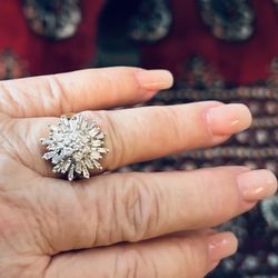 Gold. White Gold 14k Diamond Ring. All Clear Flawless Stones