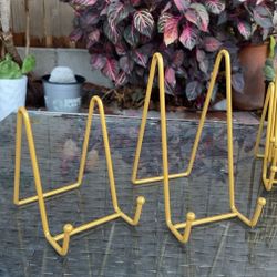 Easel Stands