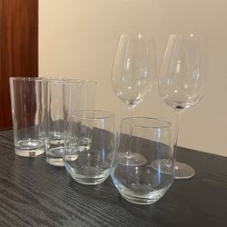 8 piece Glass and Wine Glass