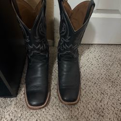 Cody James cowboy boots