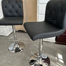 Set Of 2 Bar Chairs 