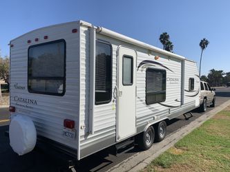 Good Conditions like new coachmen 2013 yukon 2003 clean title males 130xxx
