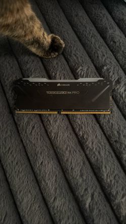 Corsair Vengeance RGB Pro 16GB -DDR4 3600MHz –