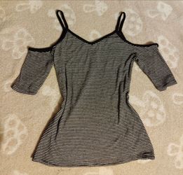 Black and white shirt size small